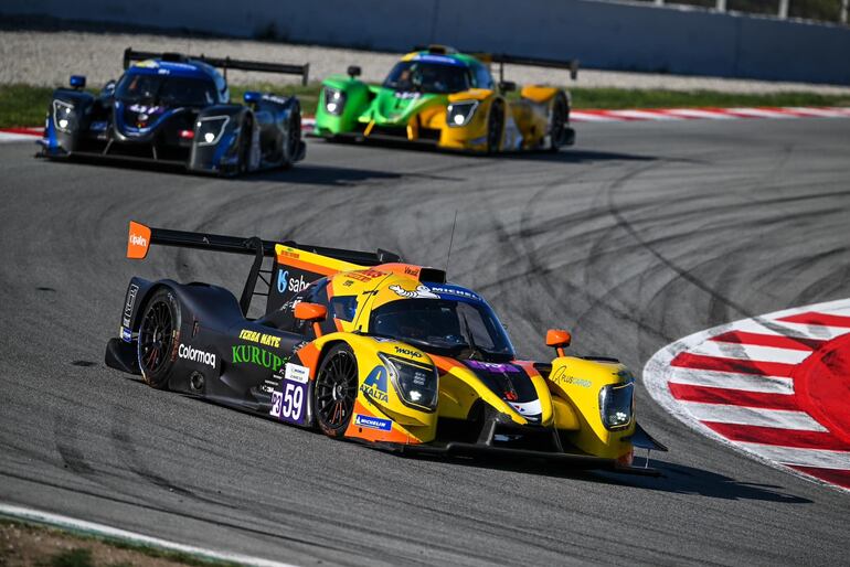 Óscar Bittar demostró gran ritmo en el Circuito de Montmeló, a pesar de los resultados finales.