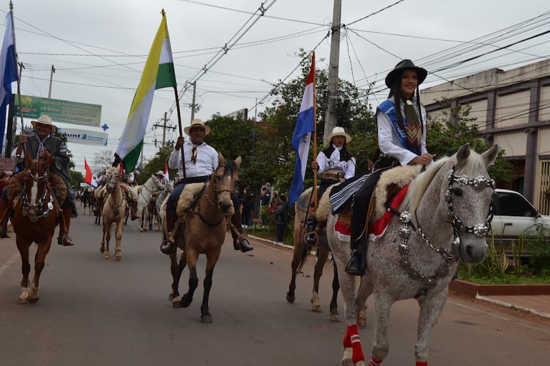 El tradicional desfile de caballería se realizara este domingo en San Juan Bautista, Misiones.