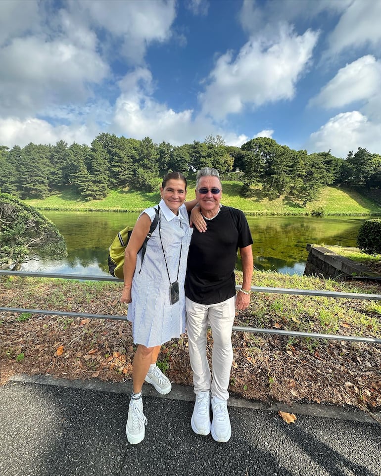 Marlene Rodríguez y Ricardo Montaner aprovechan sus vacaciones para acompañar a Camilo y Evaluna en su tour por Japón. (Instagram/Ricardo Montaner)