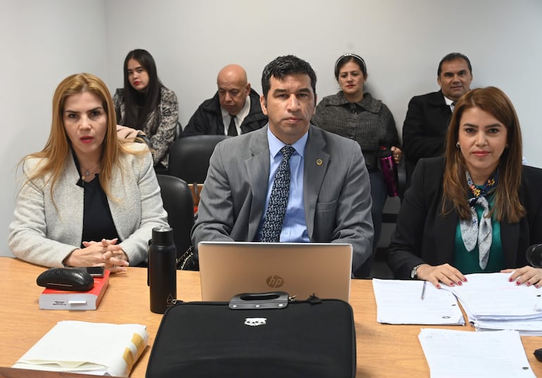 Abogados Teresita Torres, Luis Said y Carina Sánchez, agentes fiscales que intervienen en el juicio oral.