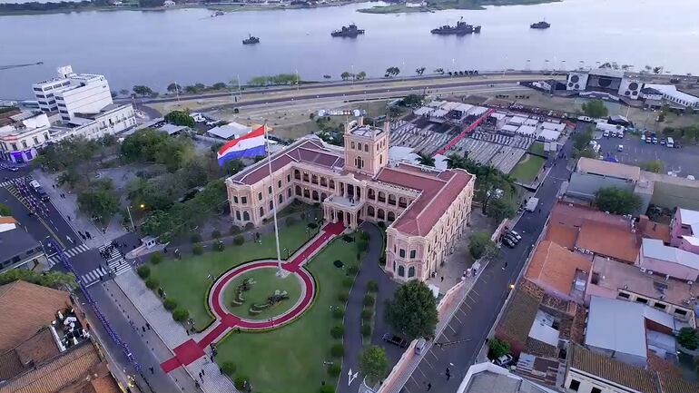 Vista aerea del Palacio de Lopez. Drone de Abc Tv Enrique Montti para politica
15 de agosto de 2023