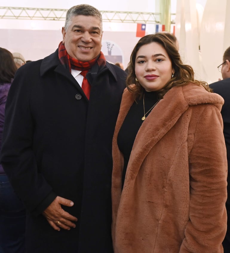 Carlos Martínez y Clara Martínez.