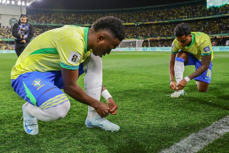 Brasil volvió a los entrenamientos mirando el juego ante la Albirroja