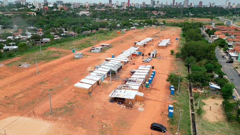 Vista aérea de las fracciones A1 y A3 que el imputado intendente de Asunción, Oscar "Nenecho" Rodríguez (ANR- cartista), pretende subastar el 18 de diciembre.