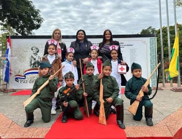 Honraron a excombatientes en Caacupé