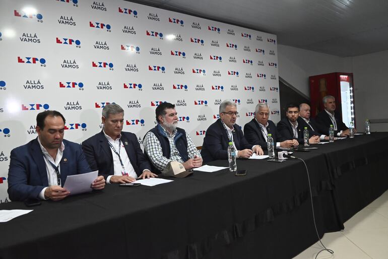 En conferencia de prensa, los organizadores dieron a conocer las cifras de la Expo Rueda. 