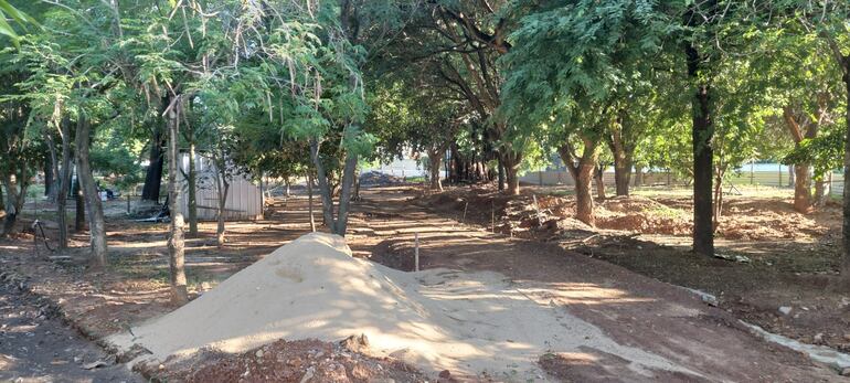 plaza Naciones Unidas del barrio Mburicó de Asunción