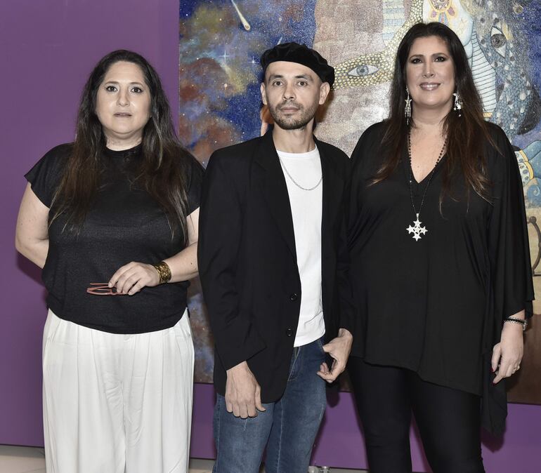 Laura Biagioni, Arsenio Aguilar "Archi" y Valeria Gallarini.