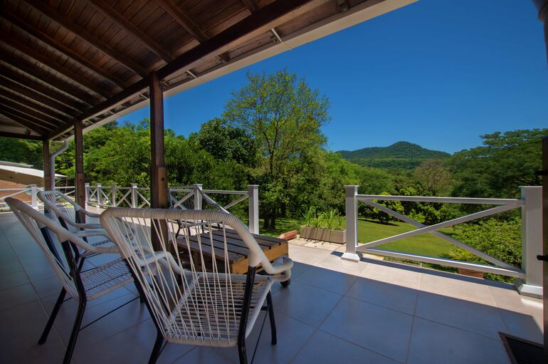 Majestuoso paisaje desde una de las cabañas de Vista Alegre. 