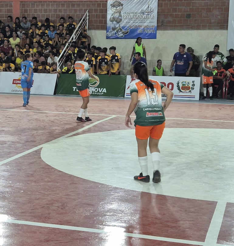 Al término de la inauguración se disputaron las primeras competencias entre los estudiantes.