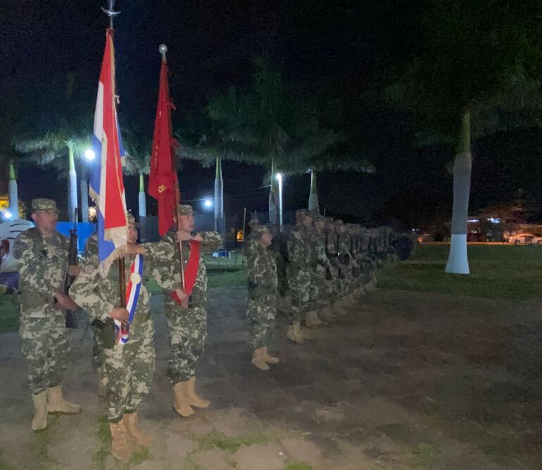 Tropa de presentación de la cuarta división de Infantería.