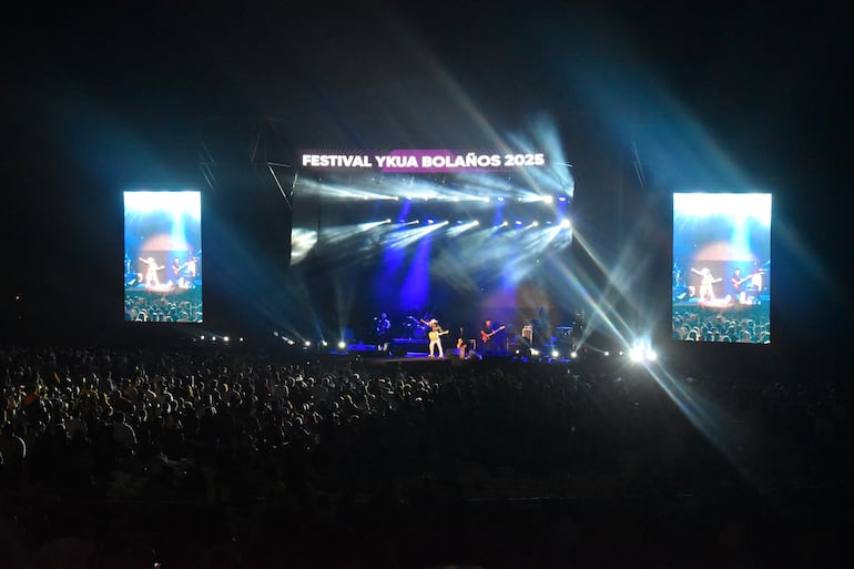 El Festival del Ykua Bolaños 2025 reúne a 15.000 personas en una noche inolvidable