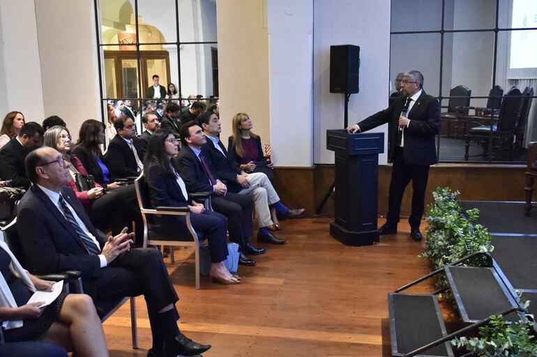 Arquitecto José Reyes, consultor del BID y coordinador técnico del Manual de Construcción Sostenible para la Vivienda Social en Paraguay.