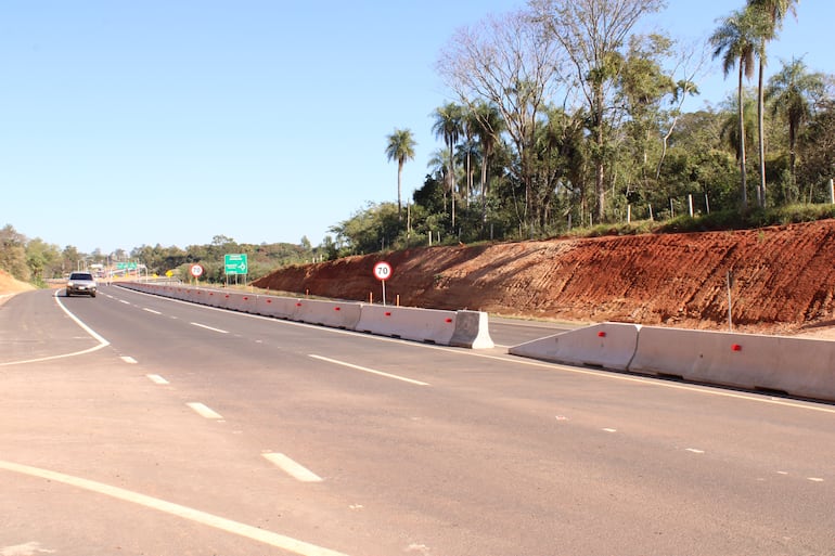 El Kilómetro 55 de Caacupé fue habilitados sin iluminación.