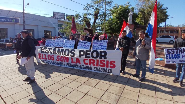 Repudian el primer año de gestión del Presidente Santiago Peña.