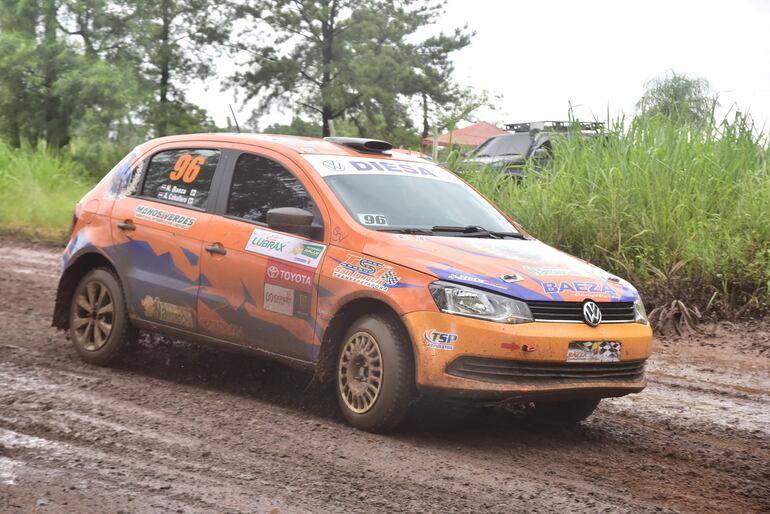 Nicolás Baeza y Álvaro Caballero (VW Gol  16V) se adjudicaron la victoria en la clasificación general de la F2 y en la RC4C.