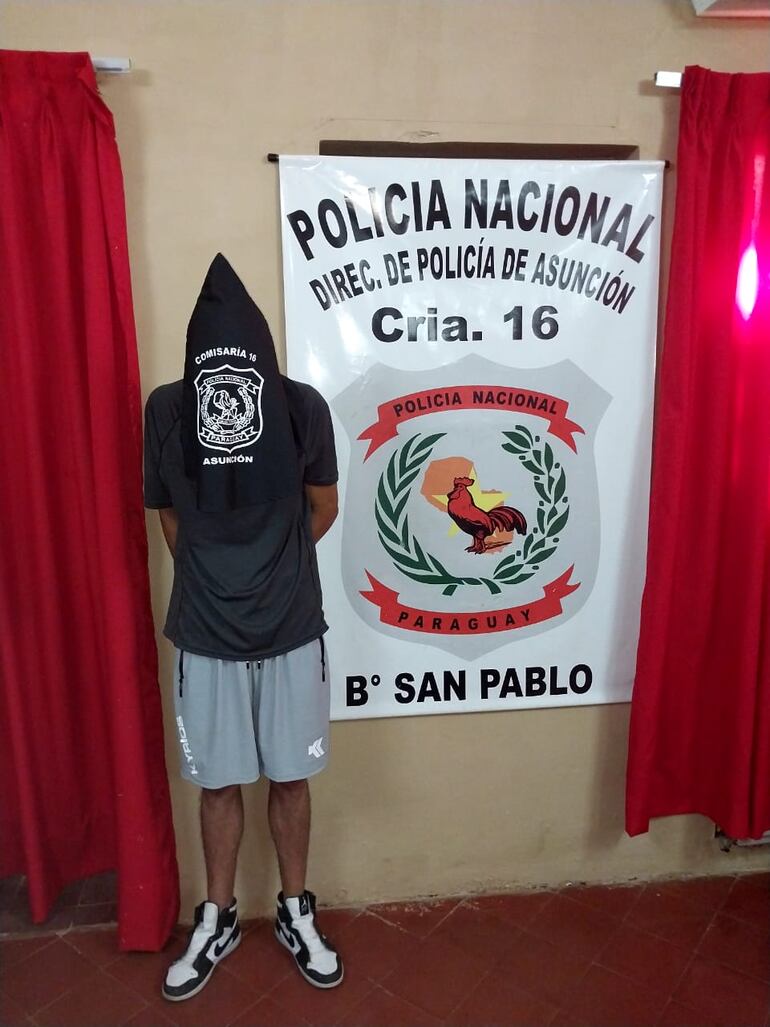 pasajero de motobolt detenido