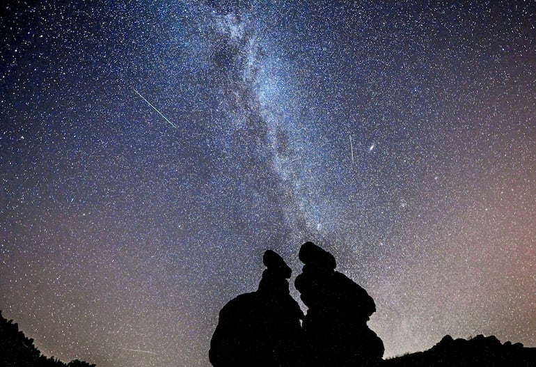 Lluvia de meteoritos, imagen ilustrativa.