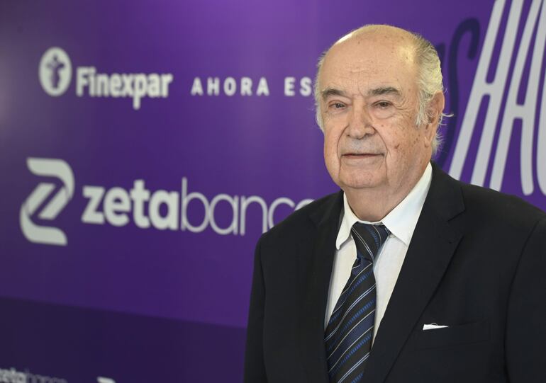 El presidente de Zeta Banco, el Esc. Luis María Zubizarreta.