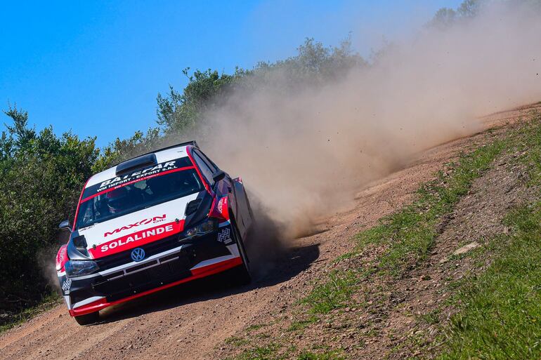 Walter Solalinde, que retorna a la actividad junto a Hernán Vargas Peña en la butaca derecha del Volkswagen Polo GTI R5, probó en la previa y ya está listo para la carrera del fin de semana.