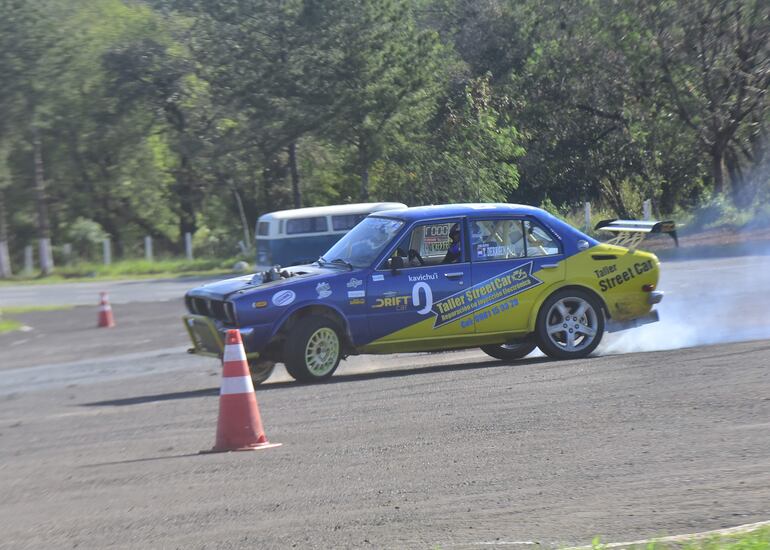 La modalidad de drift también formó parte del show el fin de semana en el Rubén Dumot.