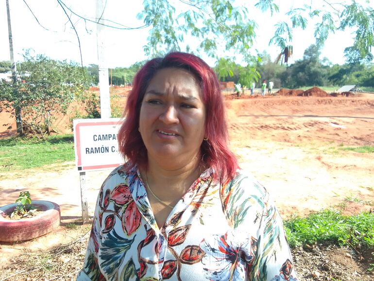 La presidenta de la Asociación de Casilleros de Tacuara, Carolina Candia exige que se mantenga el plano original del proyecto