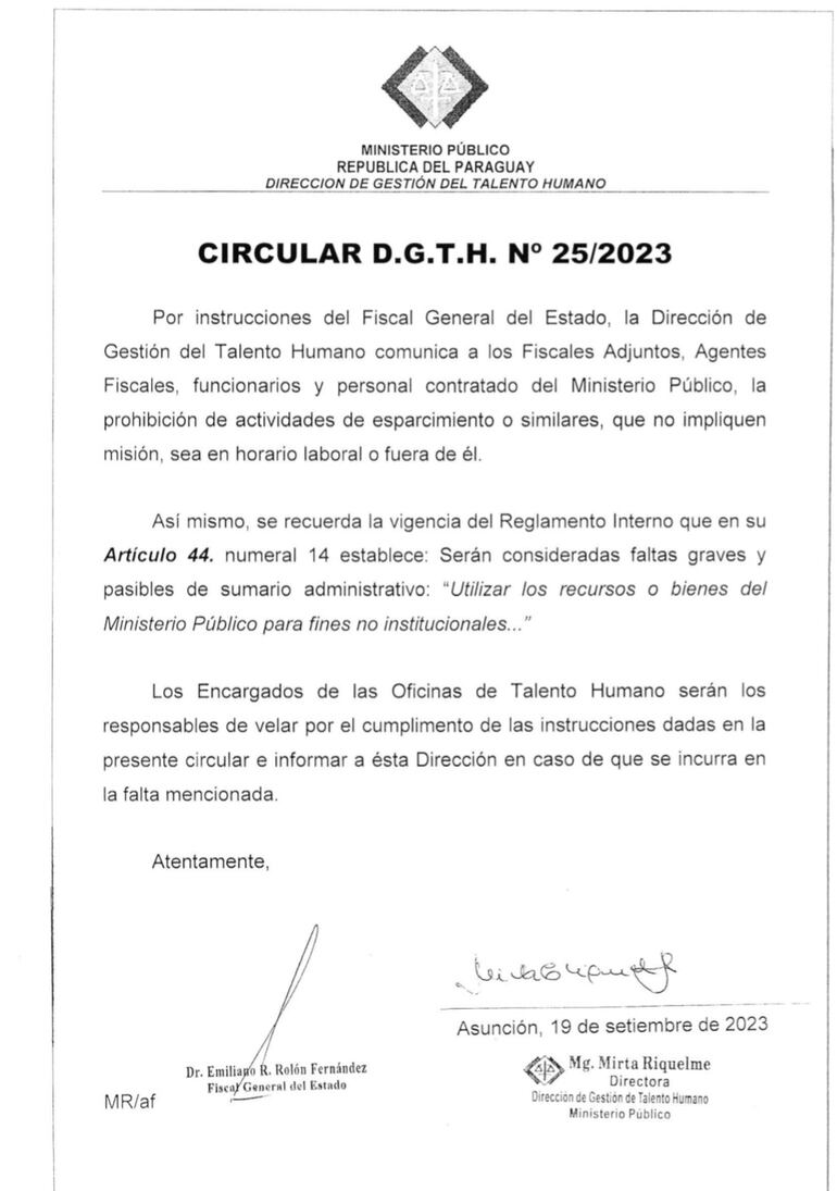 La circular de la Fiscalía donde se "prohíbe" a los funcionarios realizar actividades de esparcimiento fuera de su horario laboral.