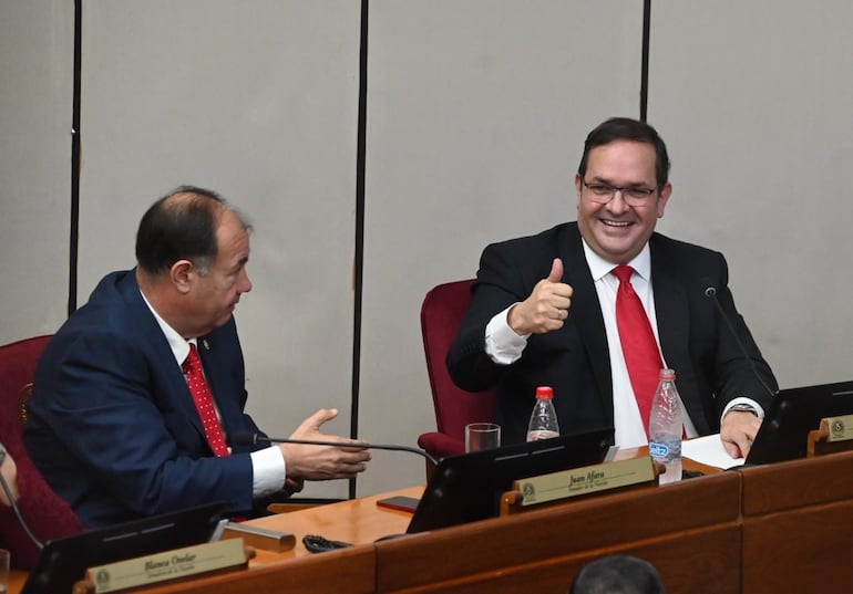 Senador colorado Arnaldo Samaniego, nuevo vicepresidente del Senado.