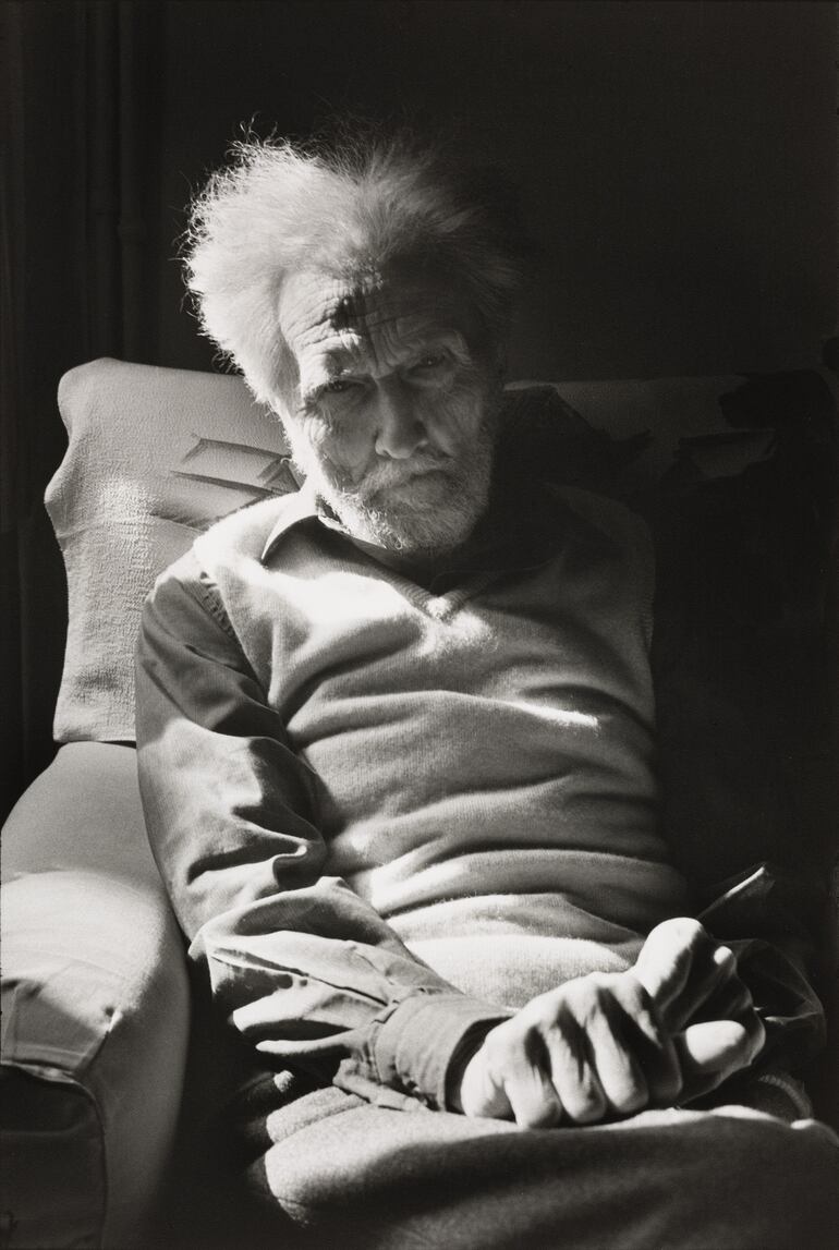 Ezra Pound en Venecia, 1971. Fotografía de Henri Cartier-Bresson.