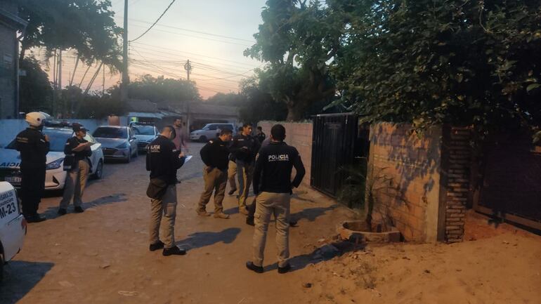 "Abogado Leopardo" fue atacado a balazos frente a una vivienda ubicada sobre las calles Ursicino Velasco casi Rancho 8, Bañado Sur.