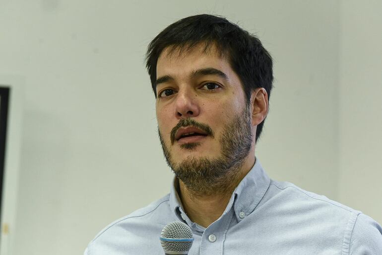 Guillermo Sequera, Director de Vigilancia de la Salud.