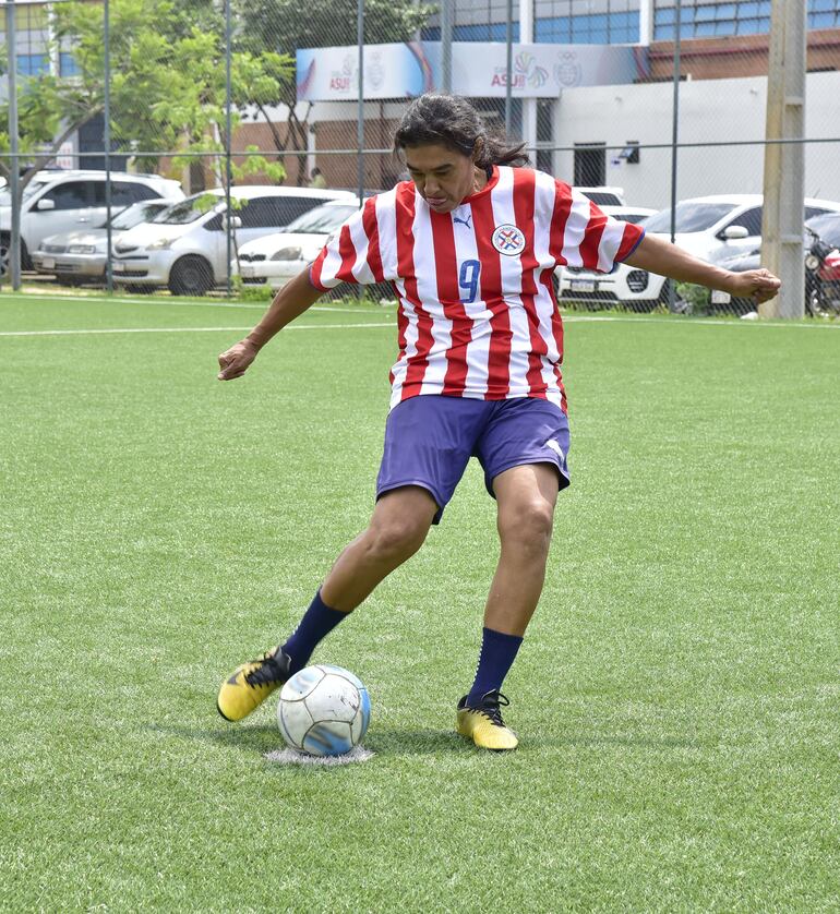 Irma Cuevas aportó sus goles en la Albirroja por varios años.