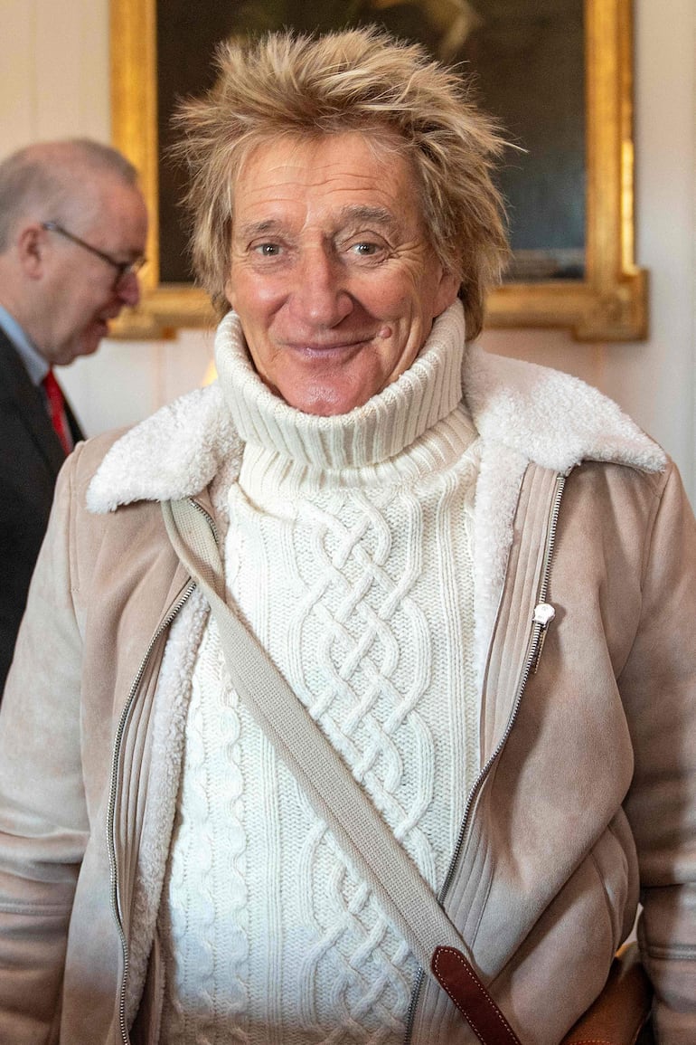 El recién nombrado embajador de la King's Foundation, Rod Stewart, asistió a una recepción para celebrar el lanzamiento del 35.º aniversario de dicha fundación. (Jane Barlow / POOL / AFP)