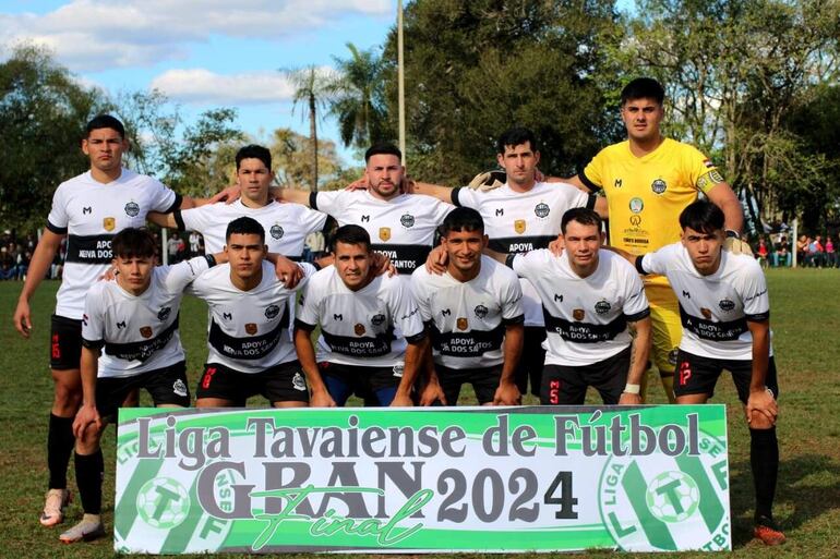 Los tricampeones de la Liga Tavaiense de Fútbol del distrito de Tava´i.