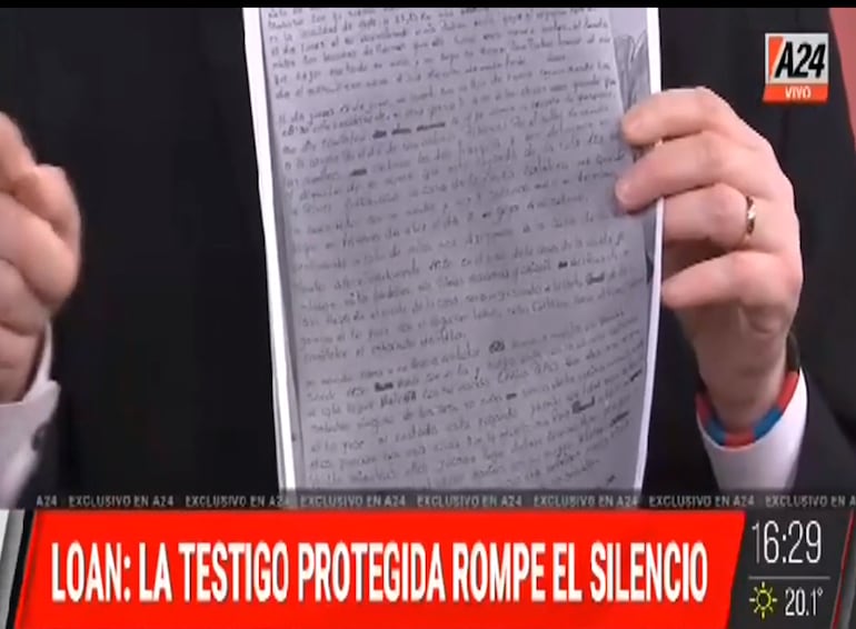 Según medios argentinos, el manuscrito fue realizado por una prima de Loan Peña.