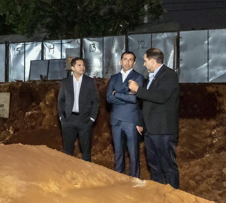 CEO de ADIUM visita zona de obras de ampliación.