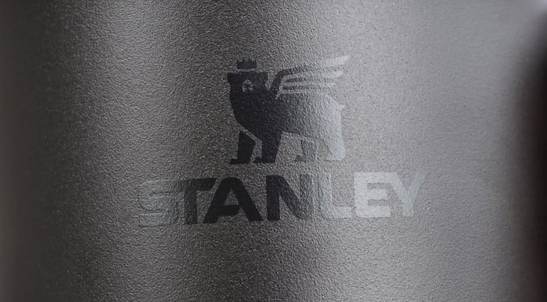 Imagen ilustrativa: logotipo de Stanley en uno de sus productos.