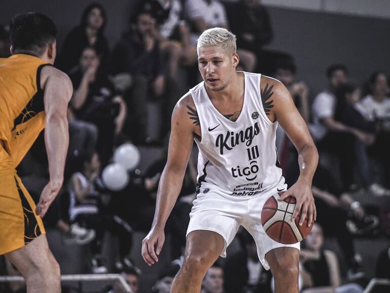 Olimpia Kings derrotó a Colonias Gold en la primera jornada del torneo Apertura 2024 de la Liga de Nacional de Básquetbol.