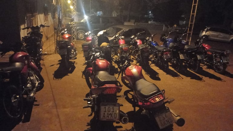 Los intervinientes trasladaron las motocicletas a la Comisaría del barrio Ciudad Nueva.