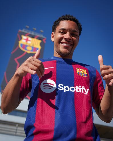 Vítor Roque, con la camiseta del FC Barcelona.