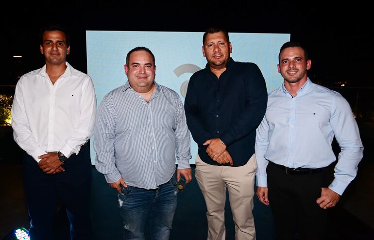 Juan Carlos Acosta, Ives De Chazal, Pablo Quiroga y Ricardo Suárez.