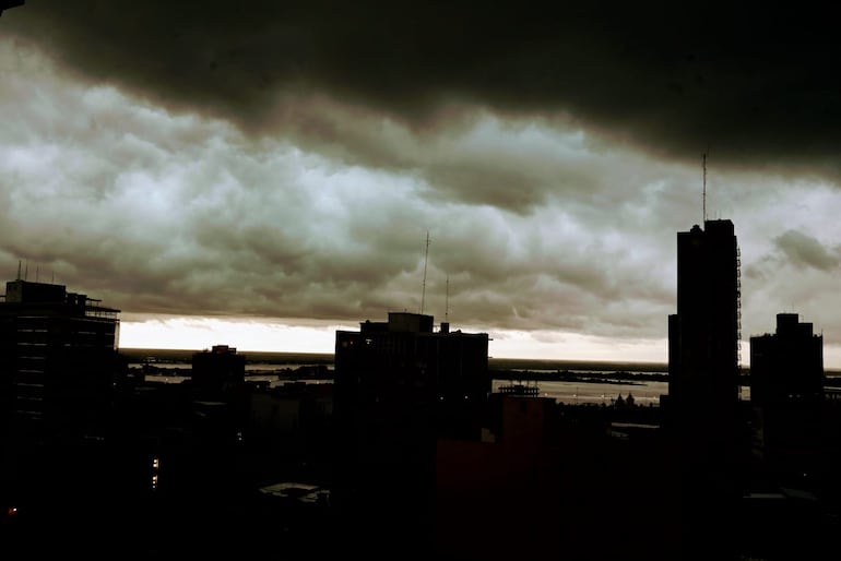 lluvia tormenta Asunción