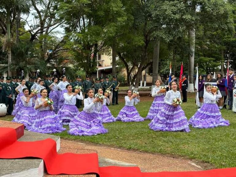 Honraron a excombatientes en Caacupé