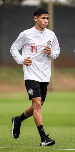 Pedro Manuel Zarza Gavilán (17 años) lleva cinco partidos en el primer equipo franjeado.