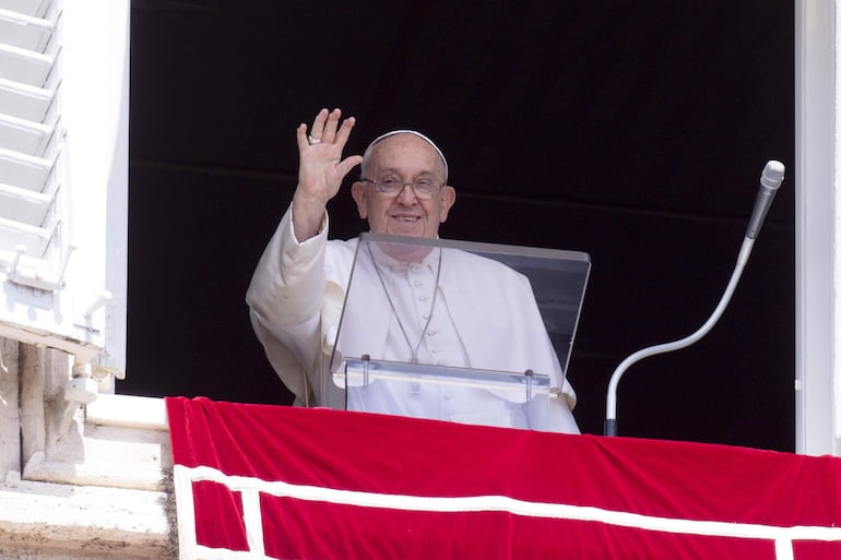 El papa Francisco este domingo en la Plaza de San Pedro, en el Vaticano.