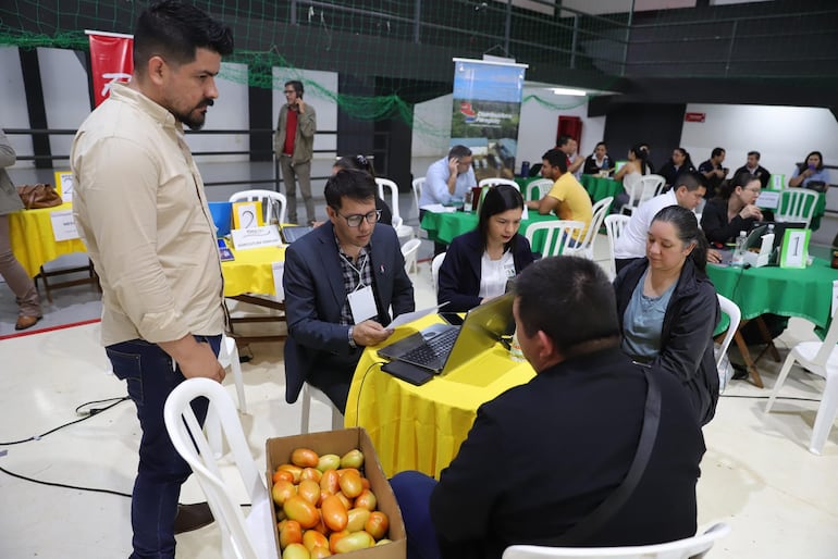 Rueda de negocios de pequeños productores y Mipymes.