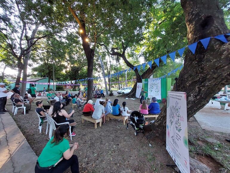 Las "Artesanas de la palabra" vienen trabajando de forma sostenida y comprometida por la narración oral.