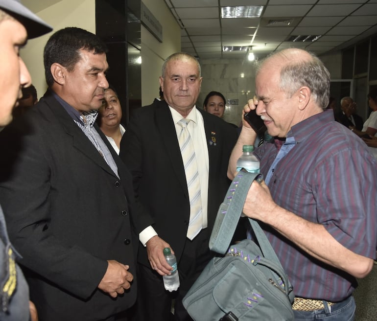 Merardo Palacios, Osvaldo Vera y Walter Bower, los tres absueltos durante el juicio.