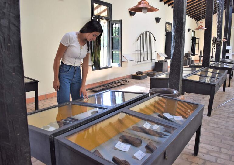 En el museo que se encuentra en el interior de La Rosada se puede apreciar los diversos armamentos e utensillos elaborados en la fundición de Hierro.