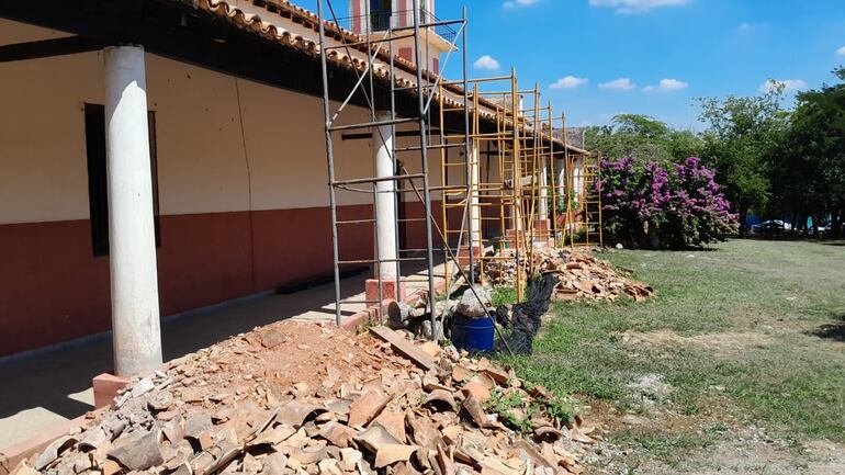 Templo de Atyrá sigue sin restaurarse y director de la EBY dijo, que obra se retrasó por “problemas financieros”